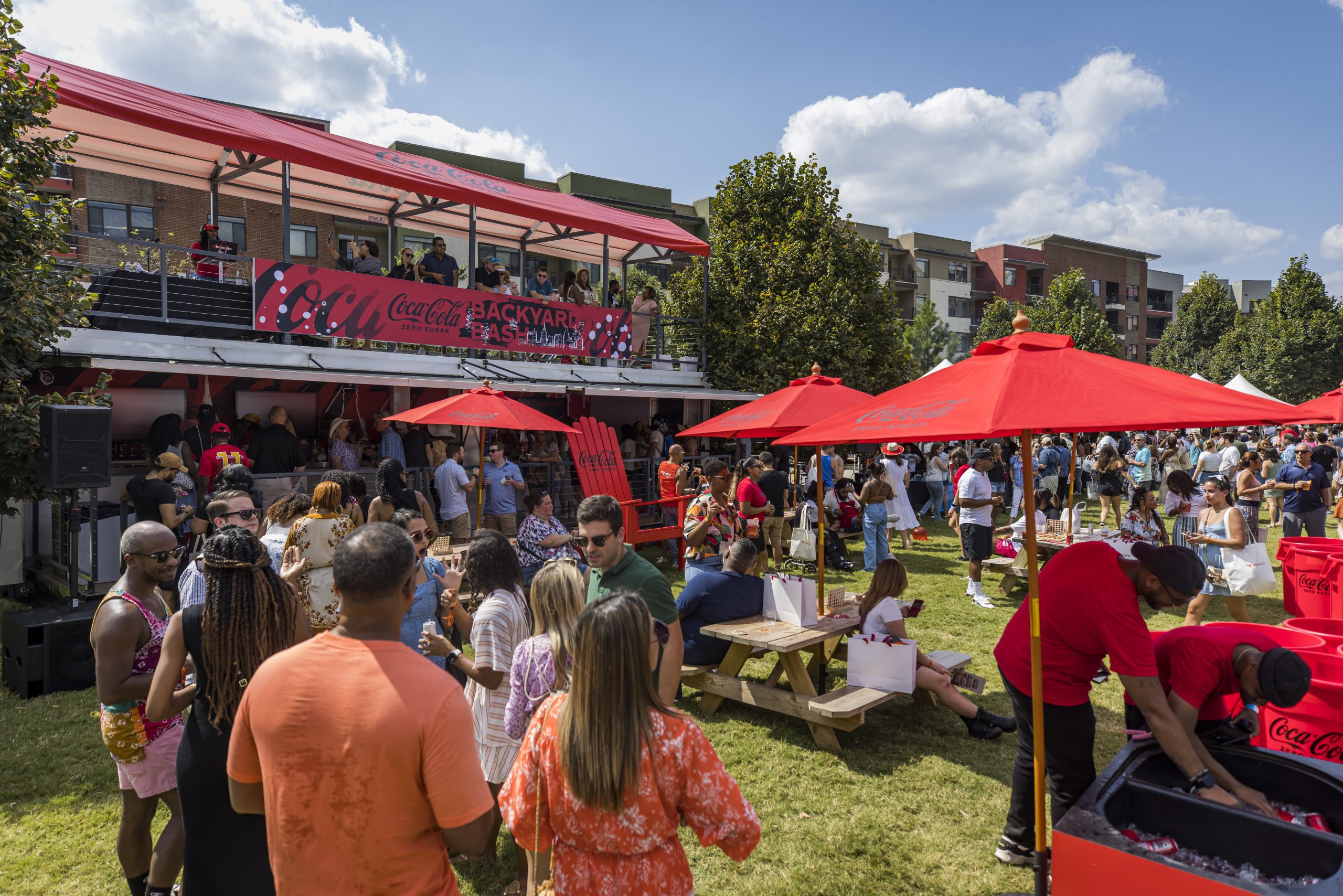 people enjoying Atlanta Food & Wine Festival